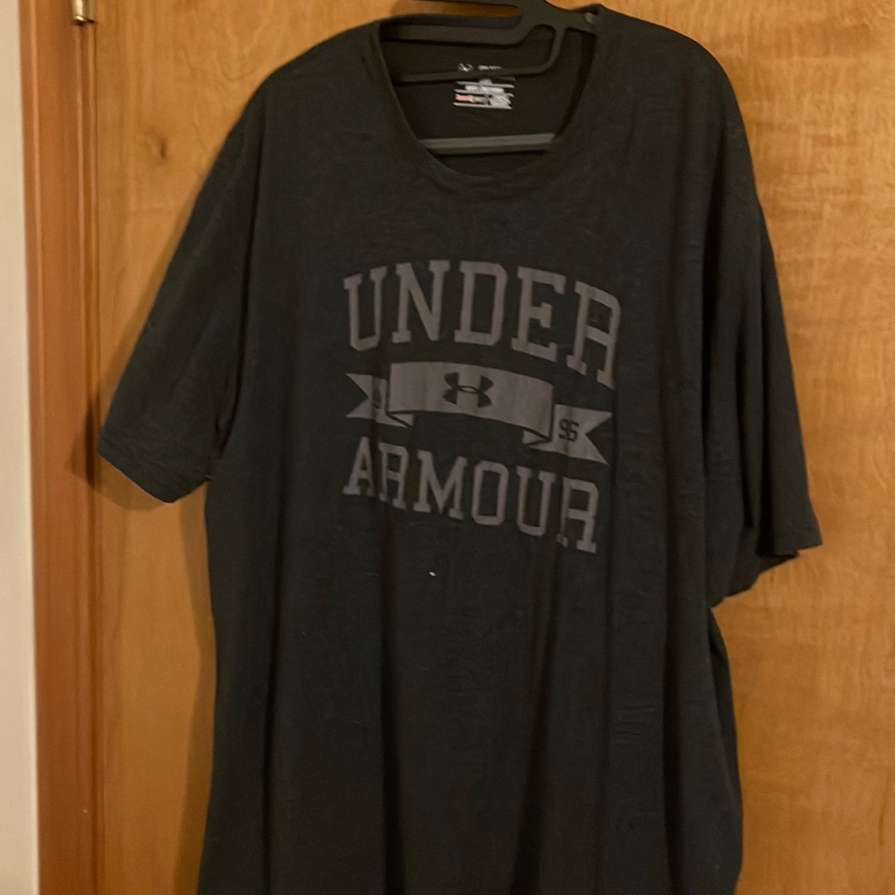 Big and tall men’s tee